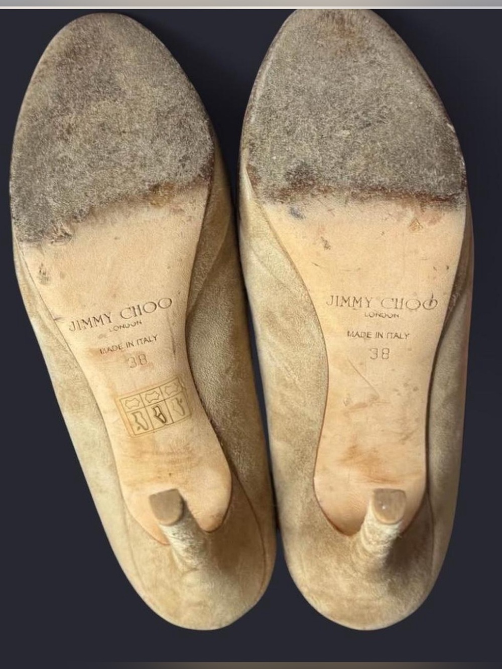 Jimmy Choo Beige Suede Heels. Size 38. In great used condition! Box included. - Picture 5 of 5